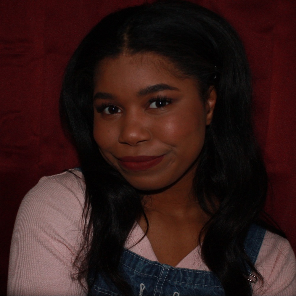 Meet your Posher, Alona